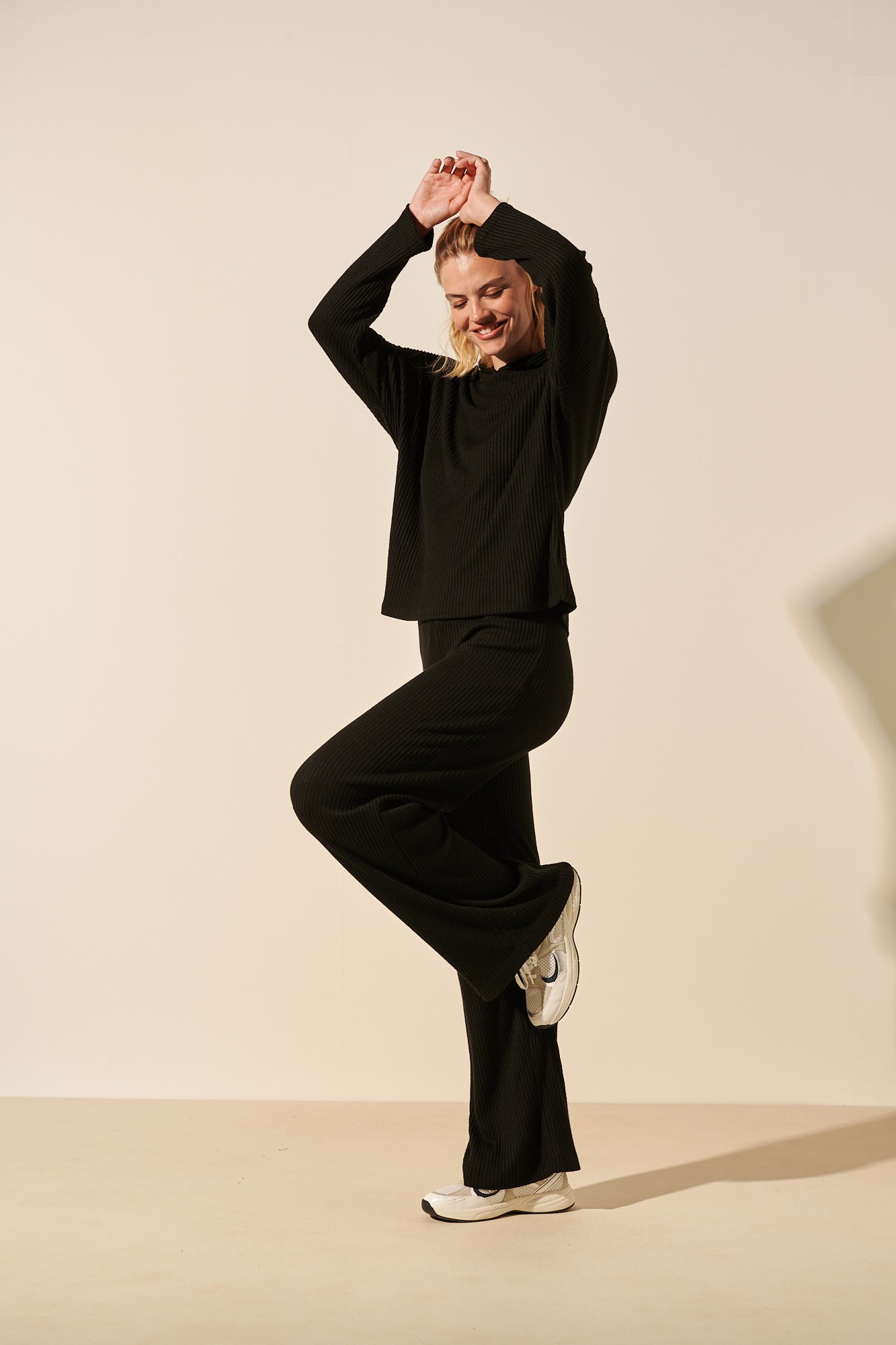 Pantalón acampanado